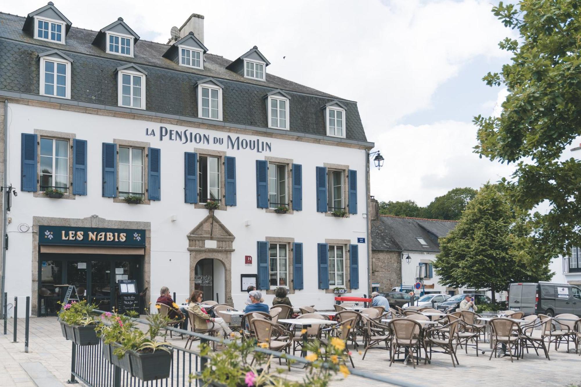 Logis Hotel Et Restaurant La Pension Du Moulin Pont-Aven Exterior foto